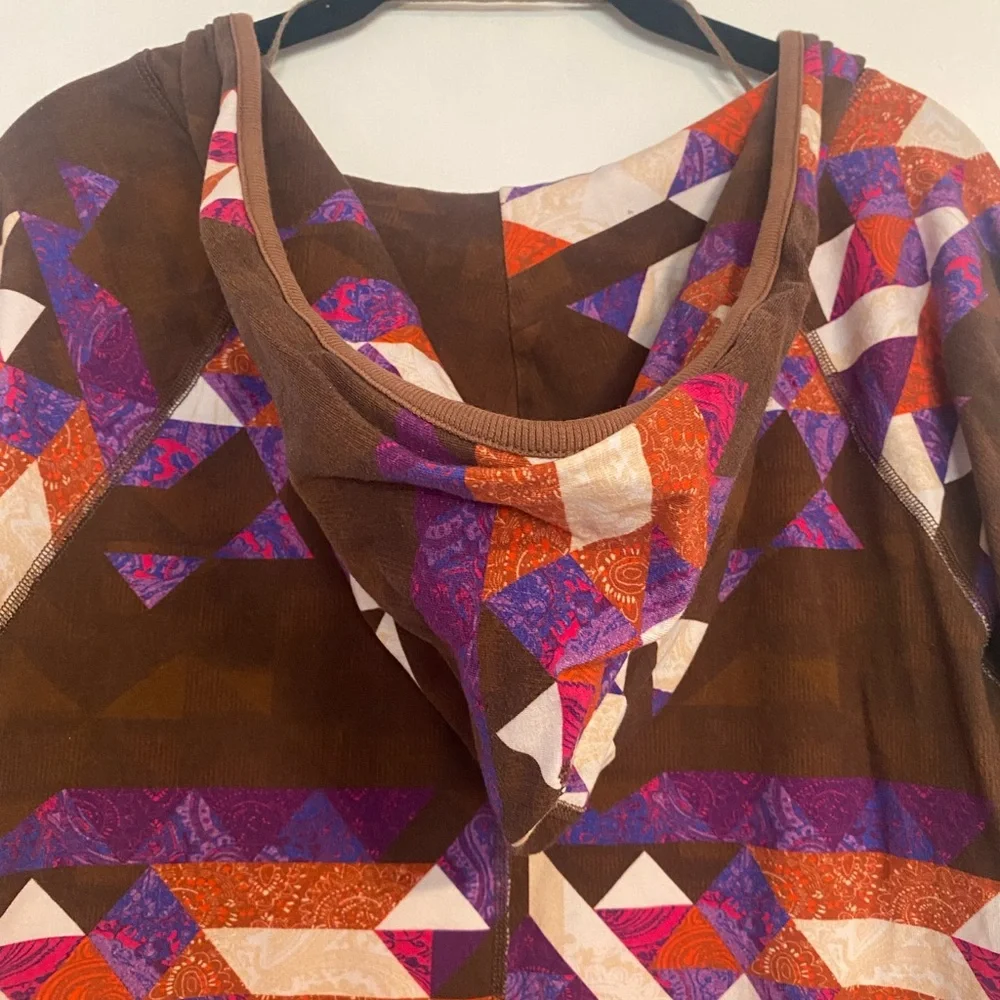 FP Movement Hot Shot Long-sleeved Printed Onesie - Size Medium - Picture 10 of 11